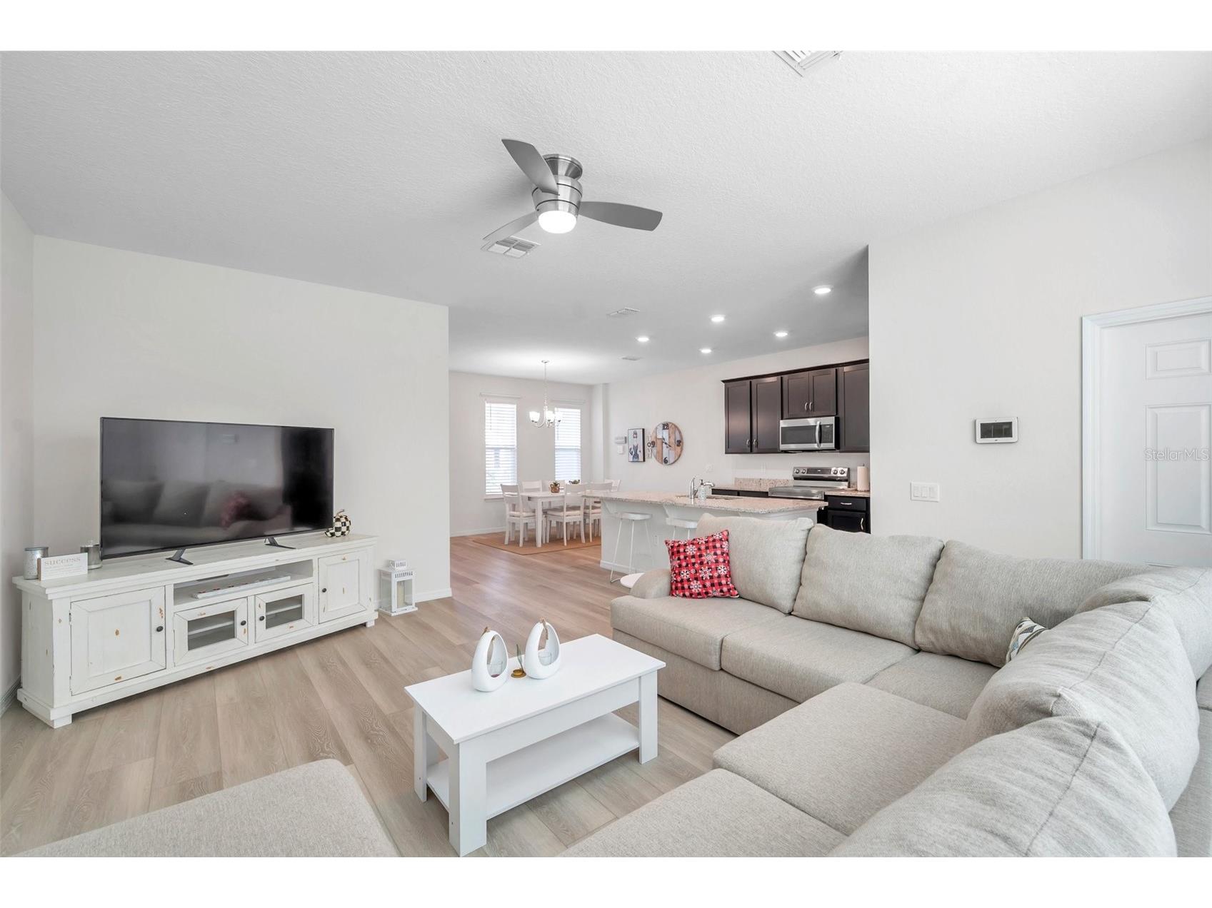 4966 Avalon Park Boulevard Wesley Chapel FL 33545 TB8498283 image13