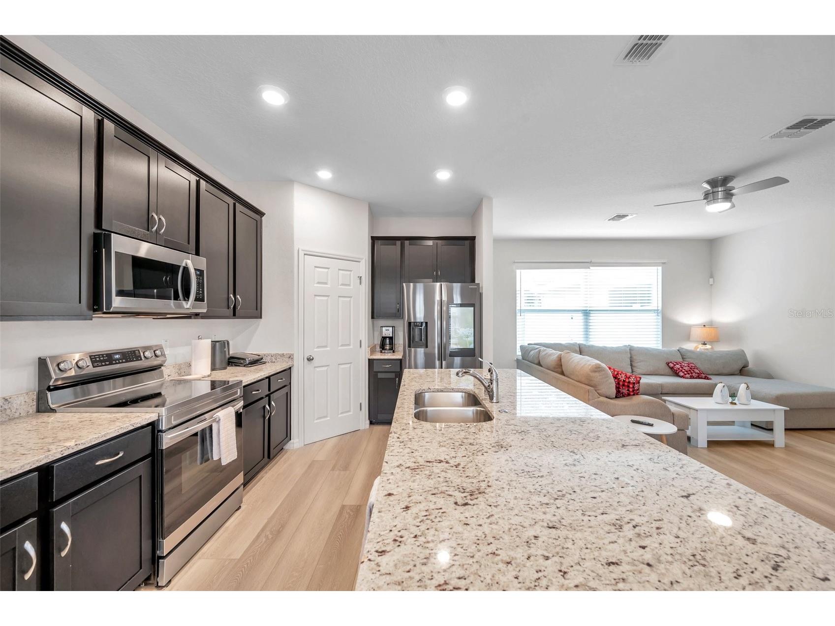 4966 Avalon Park Boulevard Wesley Chapel FL 33545 TB8498283 image15