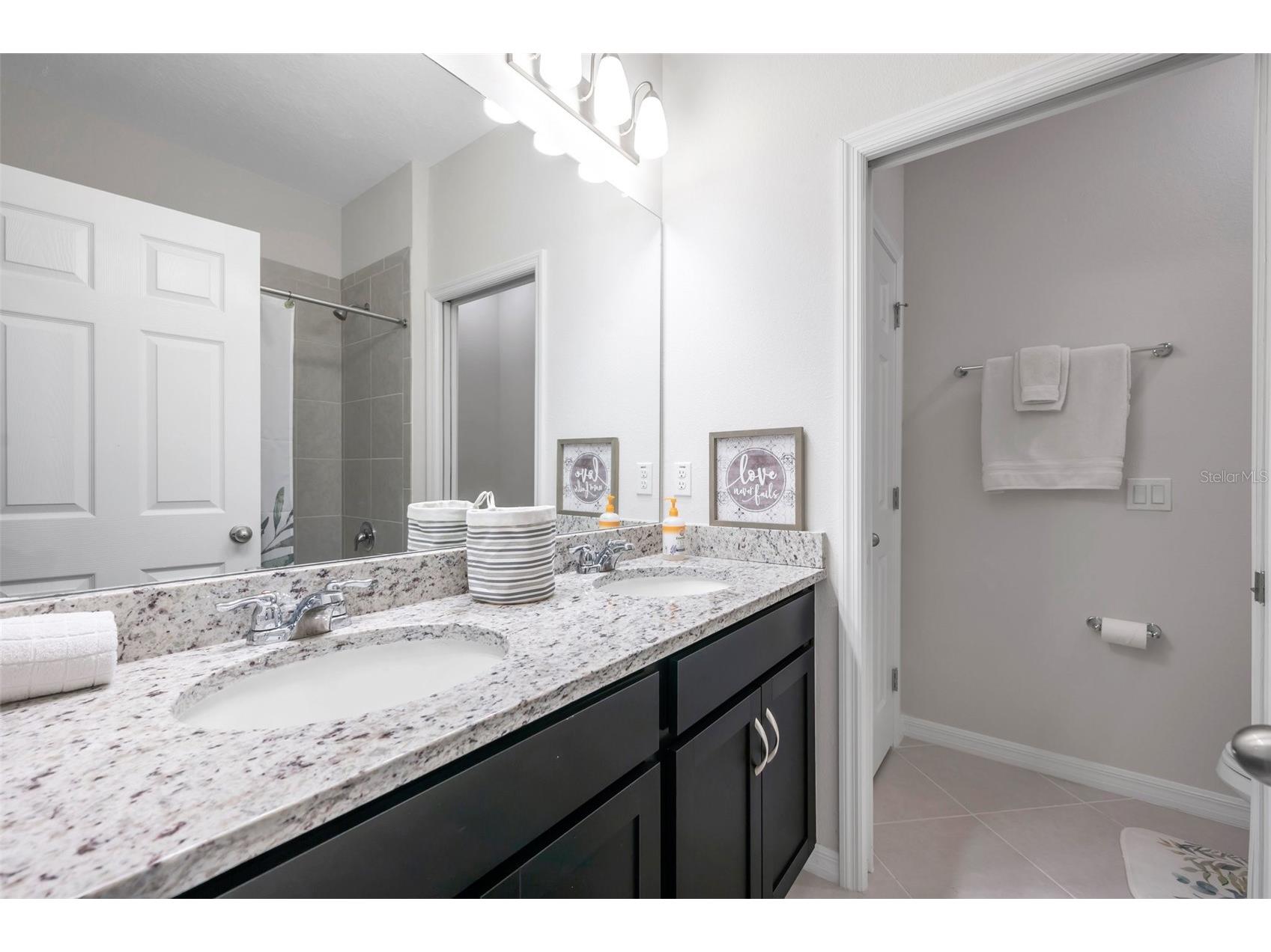 4966 Avalon Park Boulevard Wesley Chapel FL 33545 TB8498283 image33