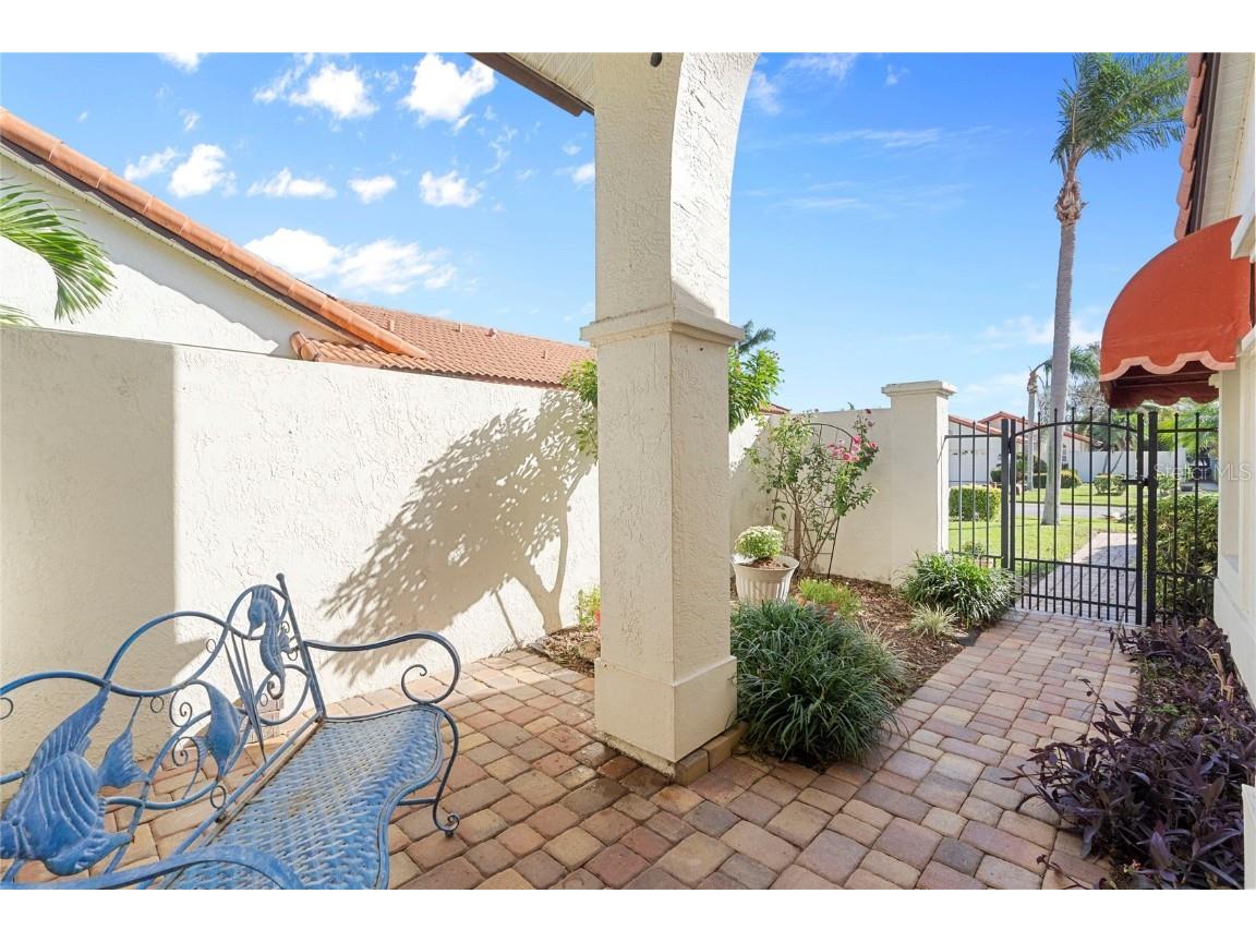 4966 Clubview Court E Bradenton FL 34203 A4671056 image3