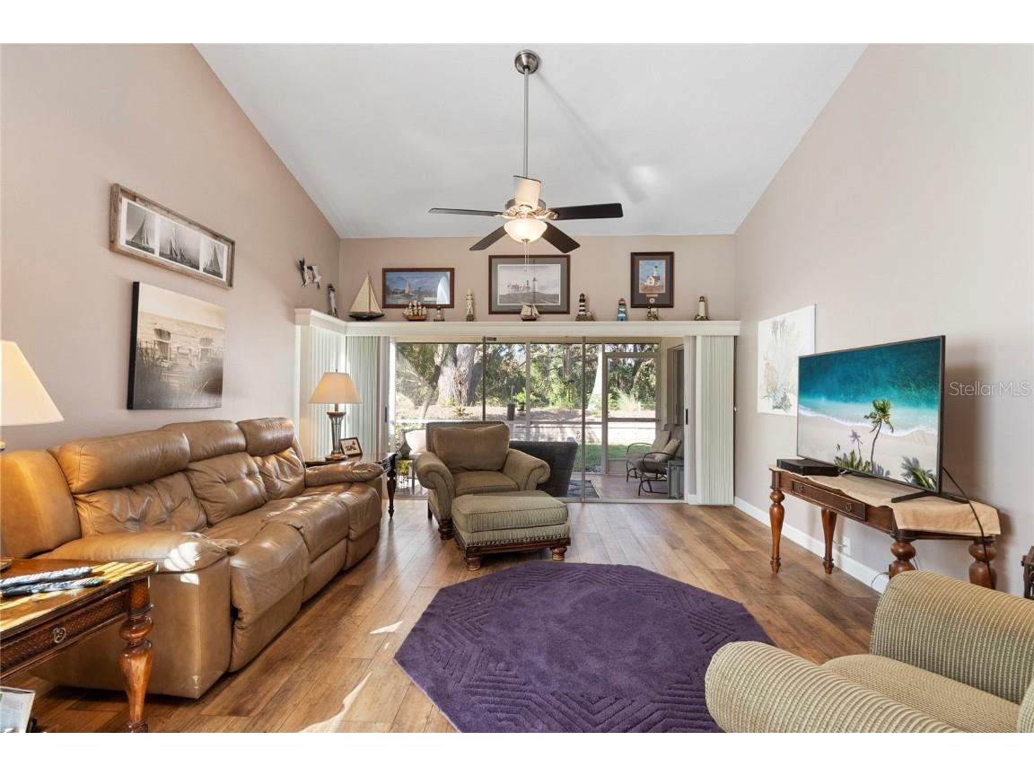 4966 Clubview Court E Bradenton FL 34203 A4671056 image8