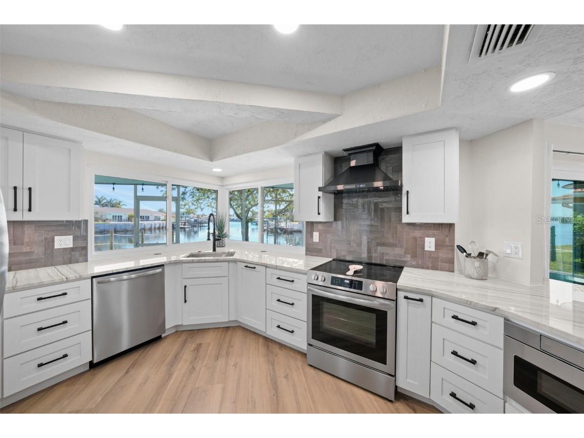 4968 Southshore Drive New Port Richey FL 34652 - GULF OF AMERCIA TB8375682 image5