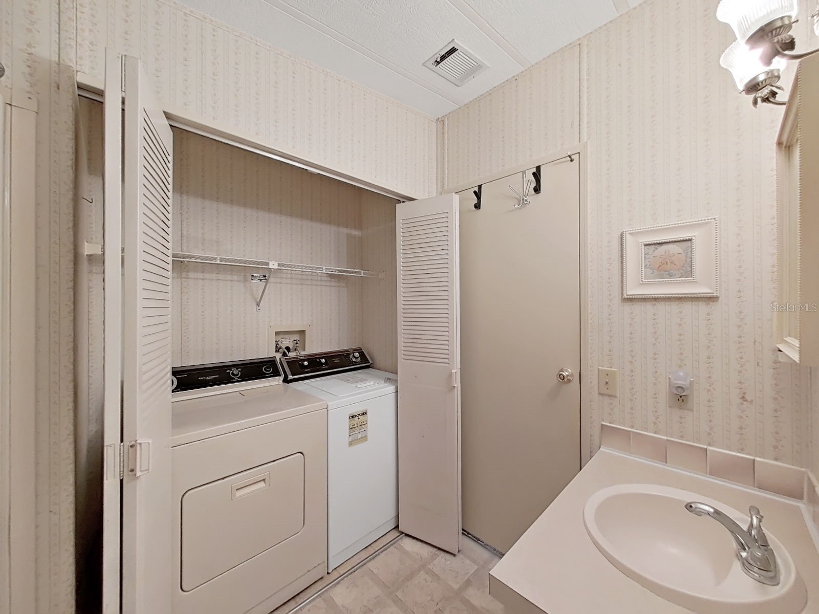 4969 Deerwood Dr Lakeland FL 33810 P4938047 image24