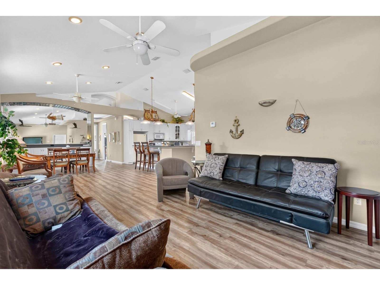 497 Grandview Avenue Ormond Beach FL 32176 V4949957 image10