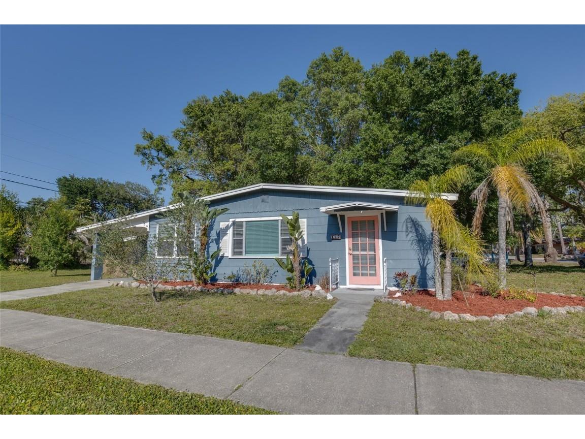 497 Vincent Street Crystal Beach FL 34681 U8240297 image1