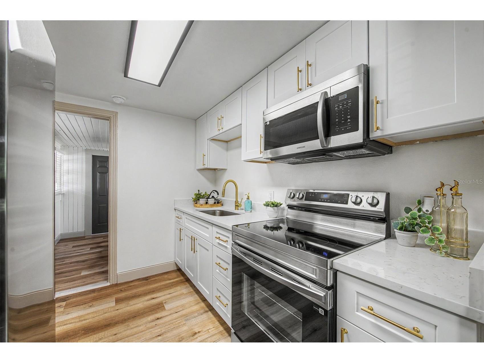 4970 43rd Avenue N Saint Petersburg FL 33709 TB8512667 image5
