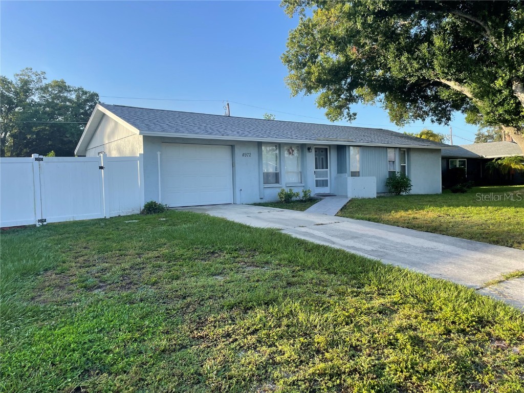 4972 Live Oak Drive Sarasota FL 34232 A4618207 image1
