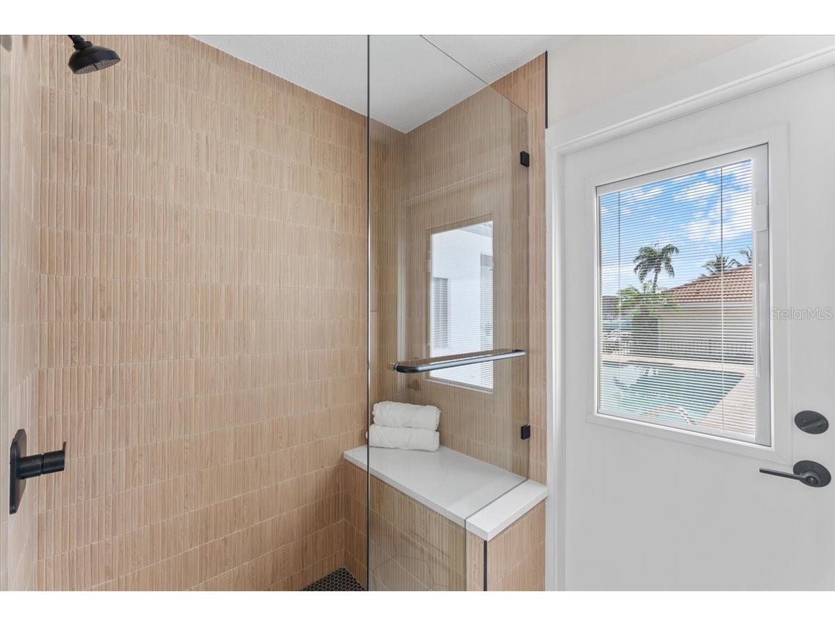 4973 60th Avenue S Saint Petersburg FL 33715 TB8528306 image51