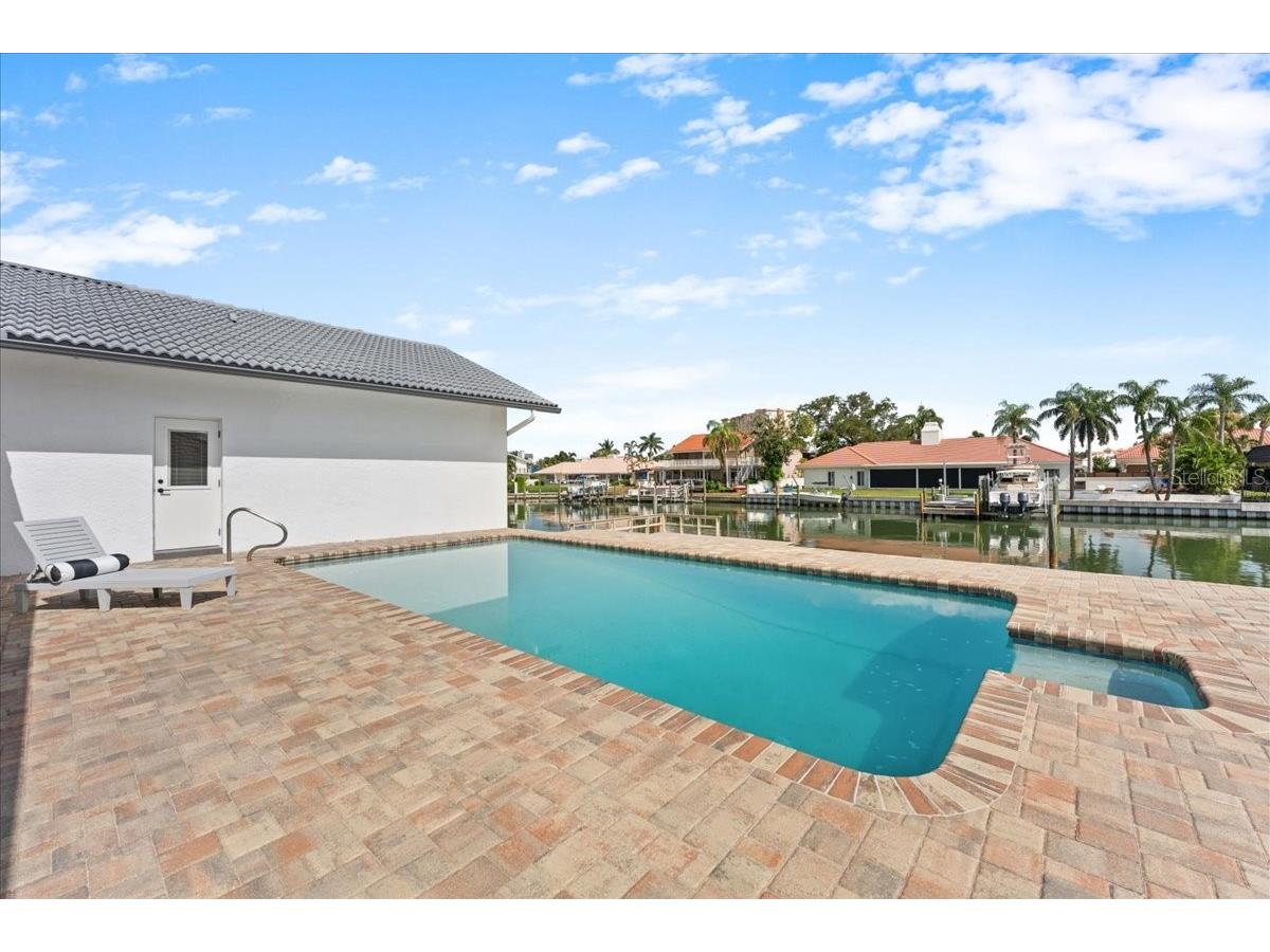 4973 60th Avenue S Saint Petersburg FL 33715 TB8528306 image63