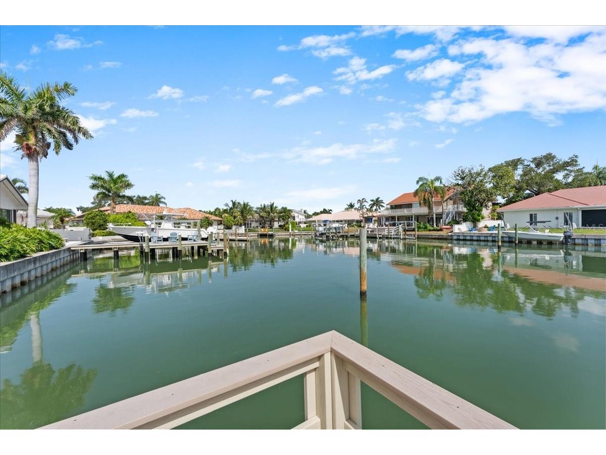 4973 60th Avenue S Saint Petersburg FL 33715 TB8528306 image68