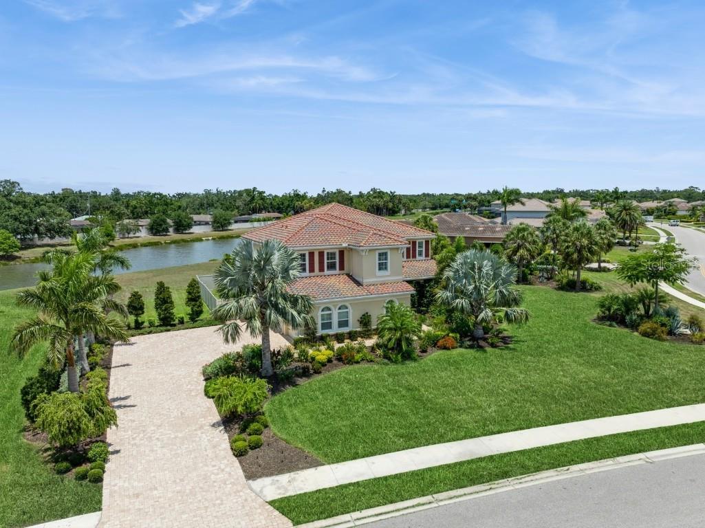 4973 Antiquity Way Sarasota FL 34240 TB8393886 image46