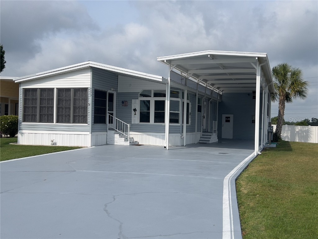 4973 Shore Line Drive Polk City FL 33868 P4930431 image1