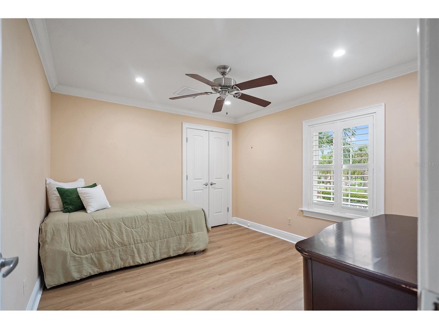 4974 Coquina Key Drive SE Saint Petersburg FL 33705 - TAMPA BAY TB8417843 image24