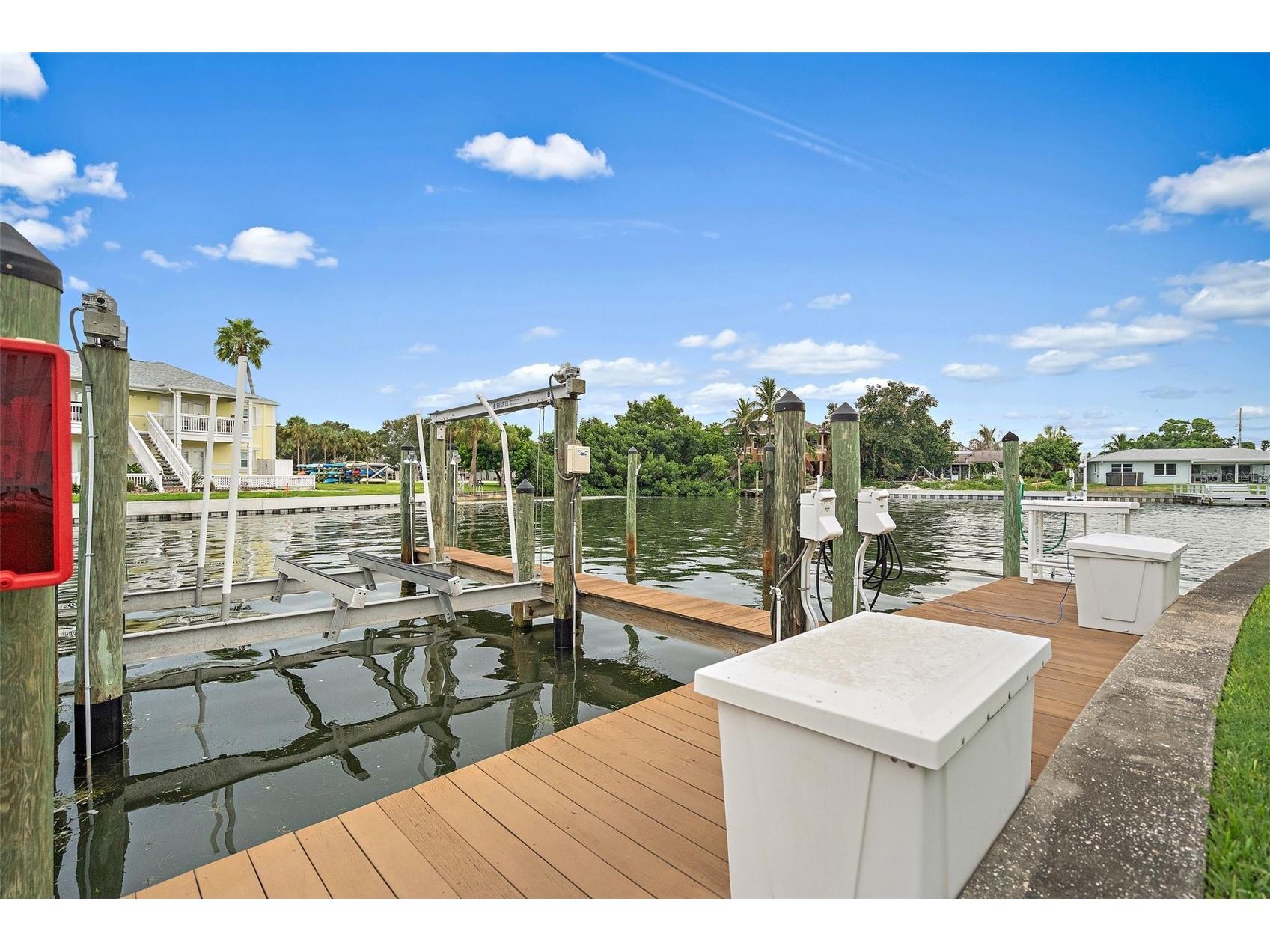 4974 Coquina Key Drive SE Saint Petersburg FL 33705 - TAMPA BAY TB8417843 image32
