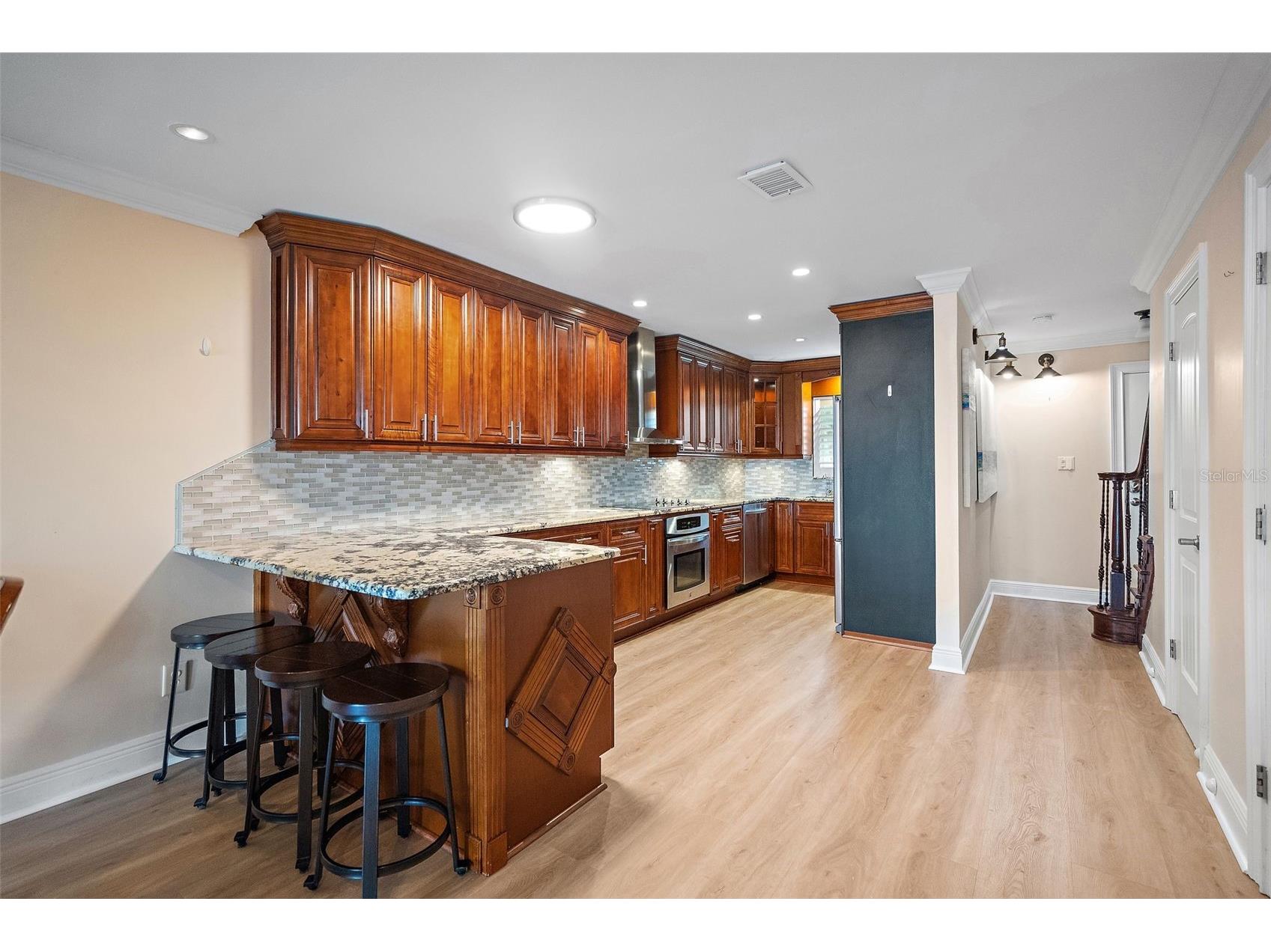 4974 Coquina Key Drive SE Saint Petersburg FL 33705 - TAMPA BAY TB8417843 image4