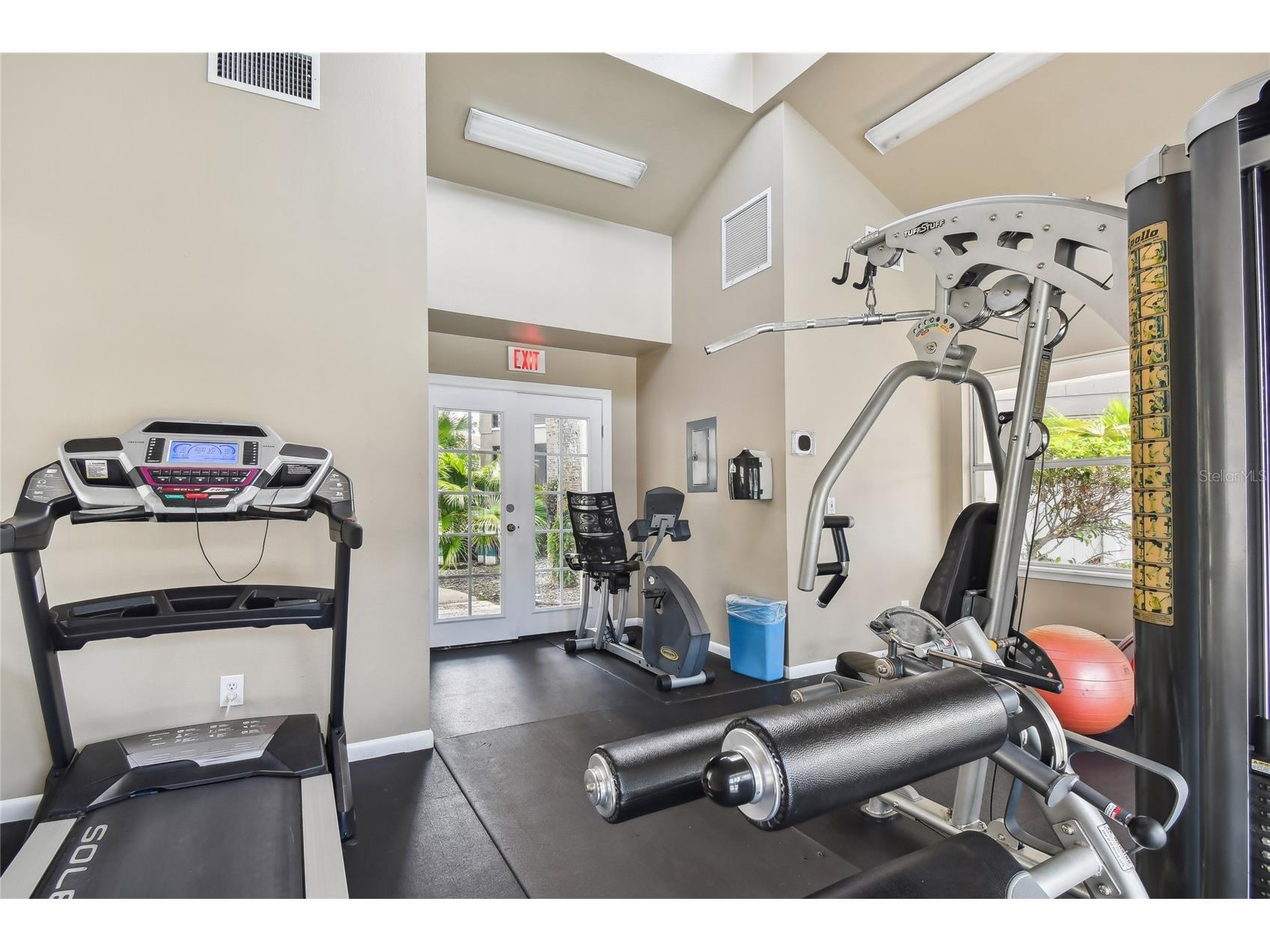 4975 Anniston Circle Tampa FL 33647 TB8469151 image32