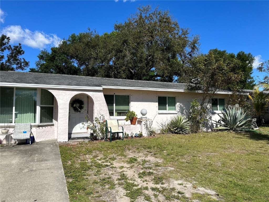 4975 Luckett Road Fort Myers FL 33905 OM672364 image1