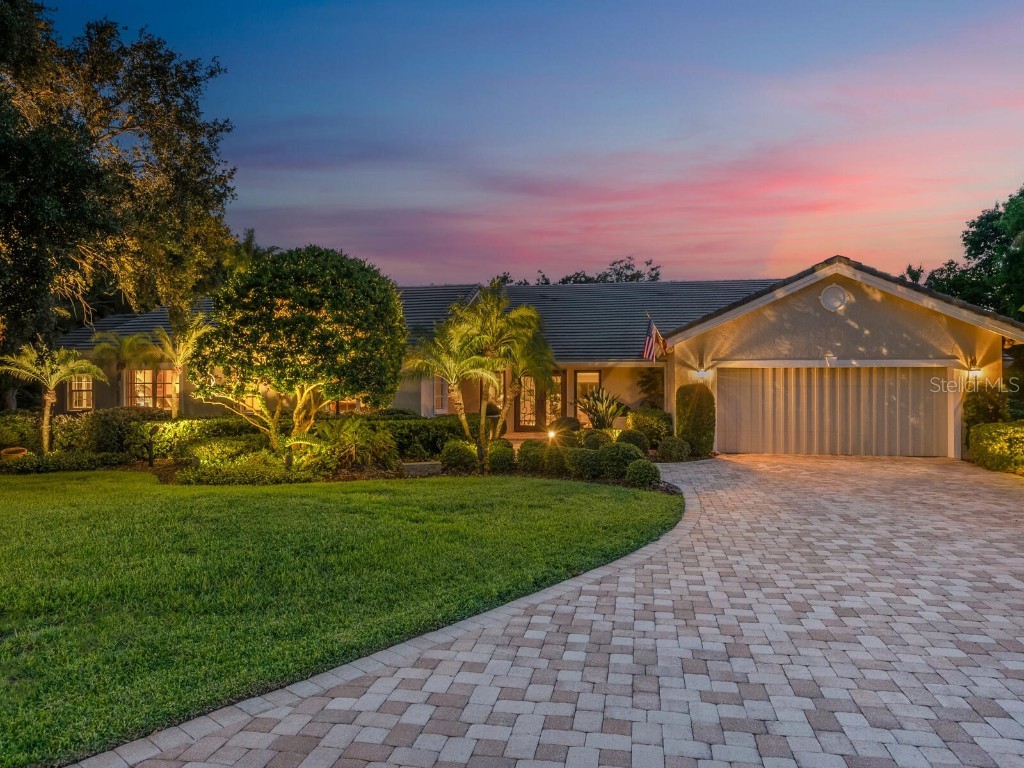 4975 Peregrine Point Way Sarasota FL 34231 - SARASOTA BAY A4583959 image1