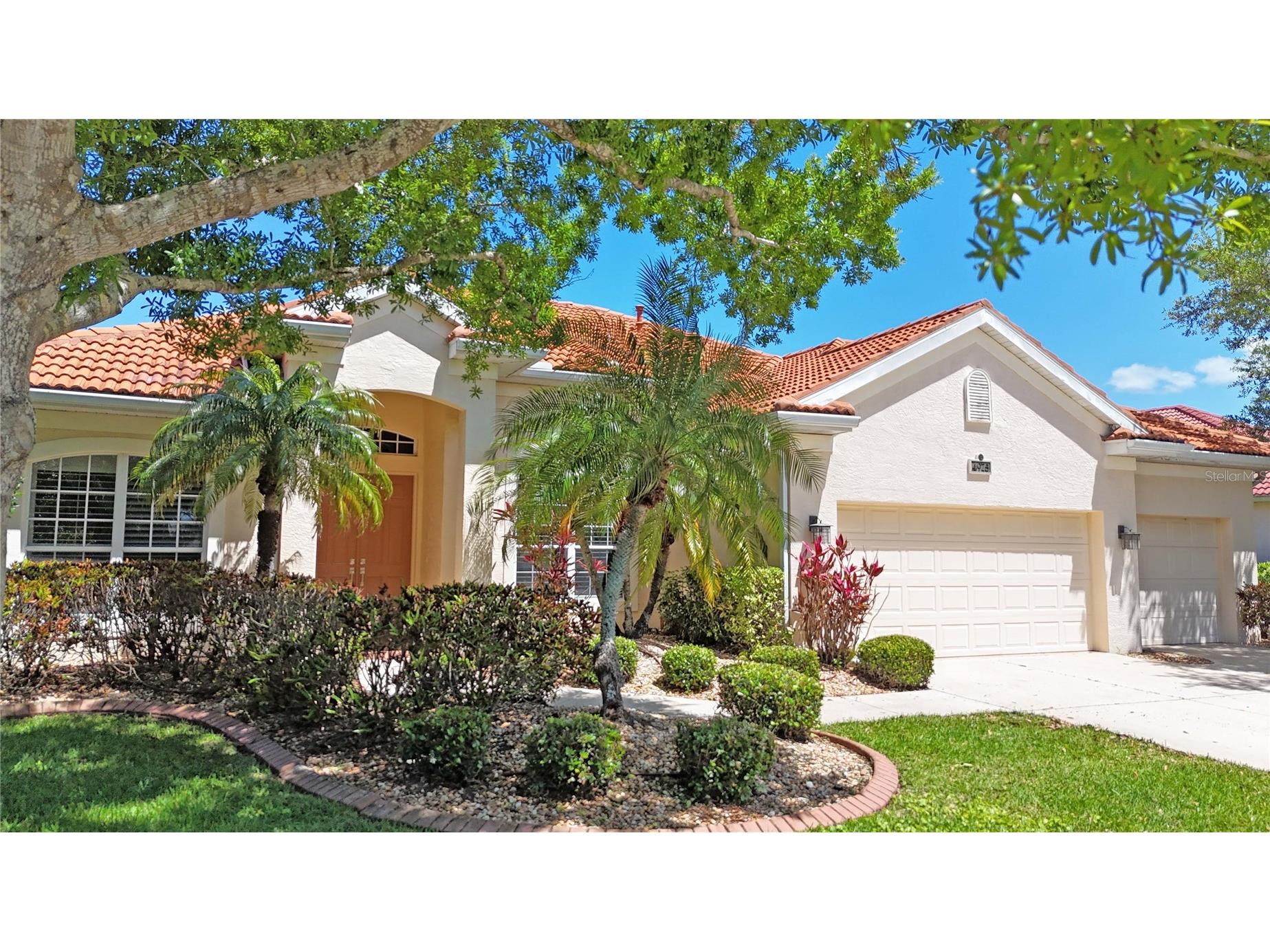 4975 Sabal Lake Circle Sarasota FL 34238 A4687548 image1