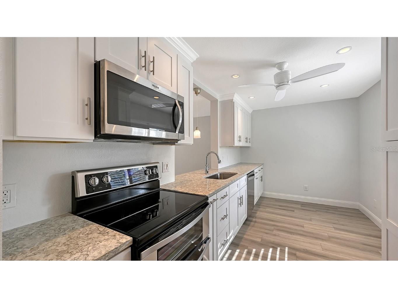 4976 Gulf Of Mexico Drive #VILLA 18 Longboat Key FL 34228 - SARASOTA BAY/ICW/CANAL A4665034 image10