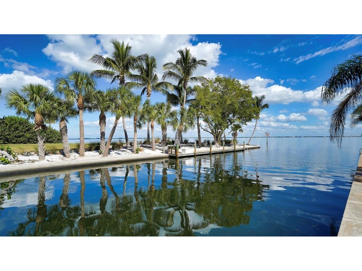 4976 Gulf Of Mexico Drive #VILLA 18 Longboat Key FL 34228 - SARASOTA BAY/ICW/CANAL A4665034 image2