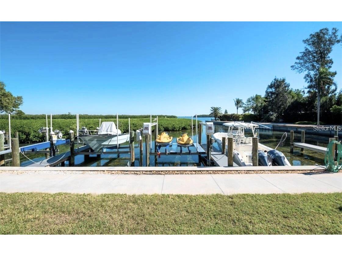 4976 Gulf Of Mexico Drive #VILLA 18 Longboat Key FL 34228 - SARASOTA BAY/ICW/CANAL A4665034 image42