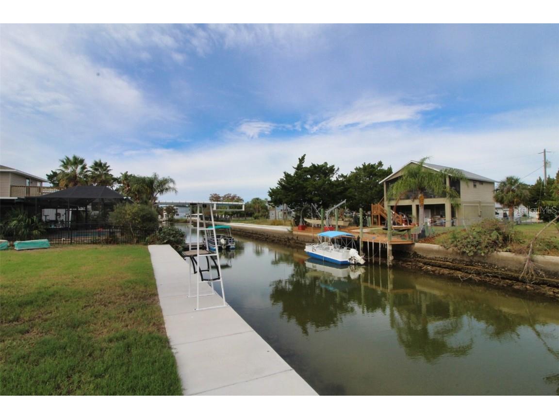 4977 Cedarbrook Lane Hernando Beach FL 34607 S5136809 image3