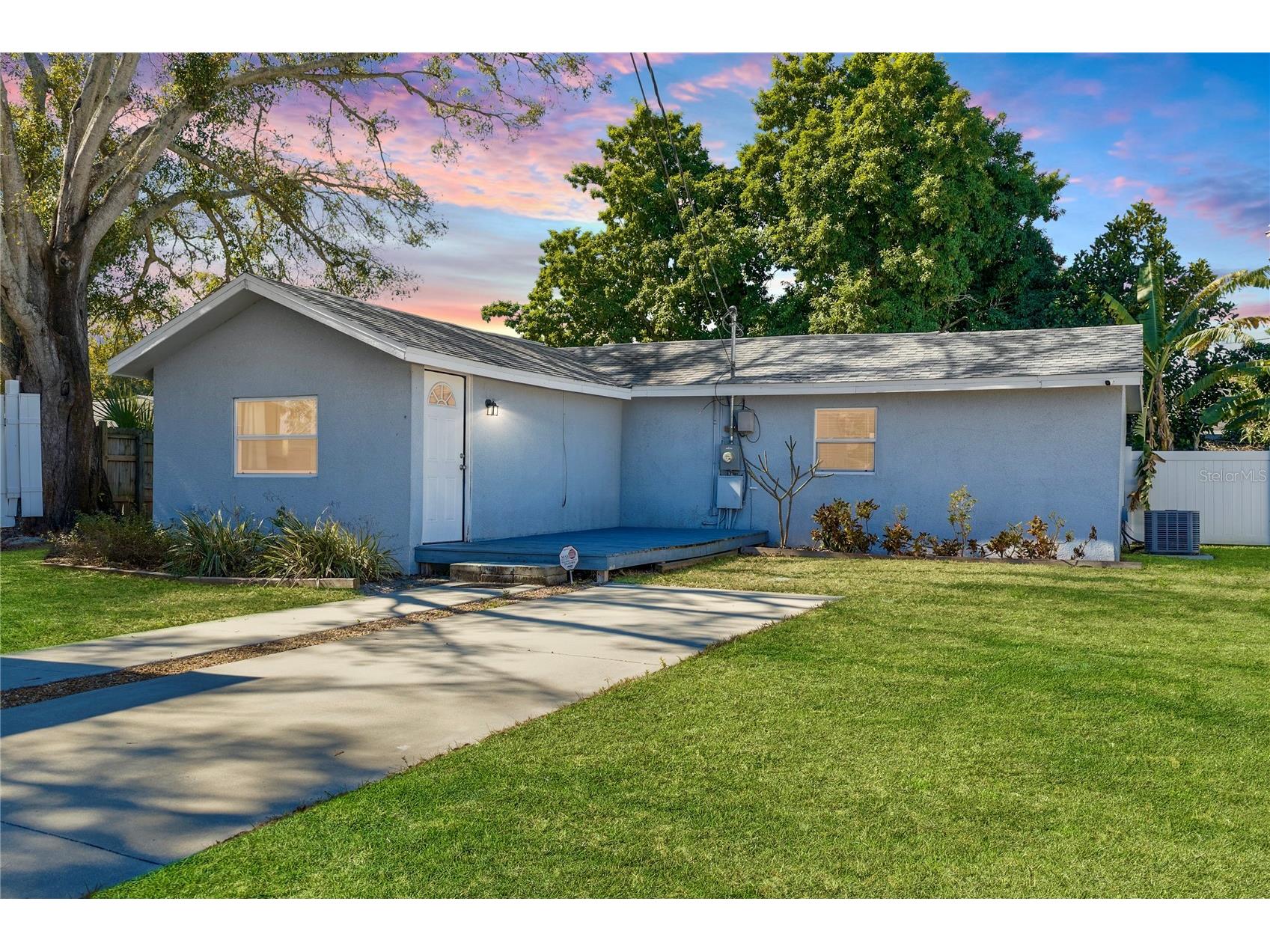 4978 71st Street N Saint Petersburg FL 33709 TB8512419 image1