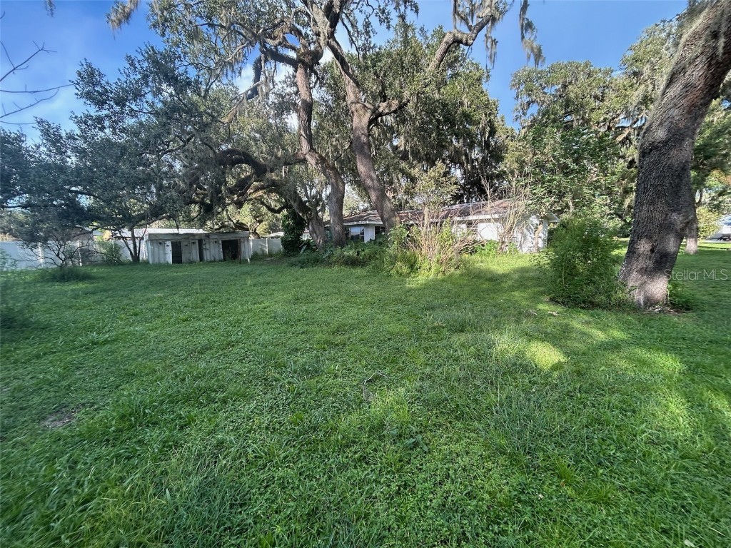 4979 Lakewood Drive Dade City FL 33523 - Lake Geneva TB8419730 image11