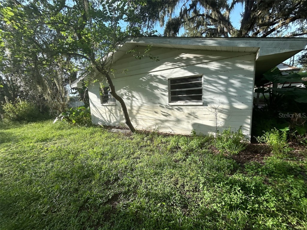 4979 Lakewood Drive Dade City FL 33523 - Lake Geneva TB8419730 image19