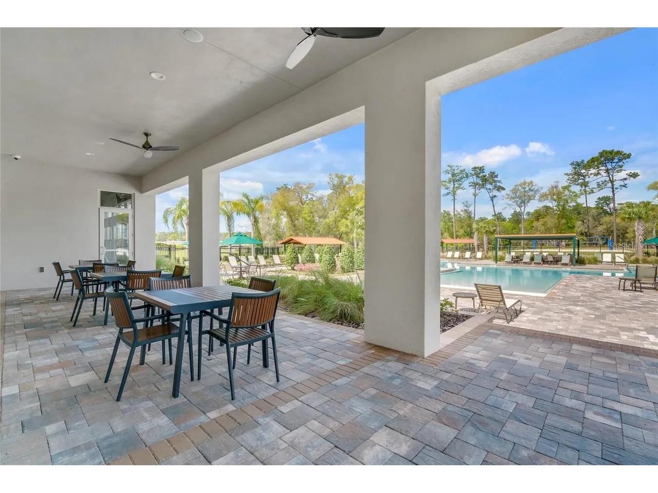 498 Baroness Way Deland FL 32724 V4949285 image18