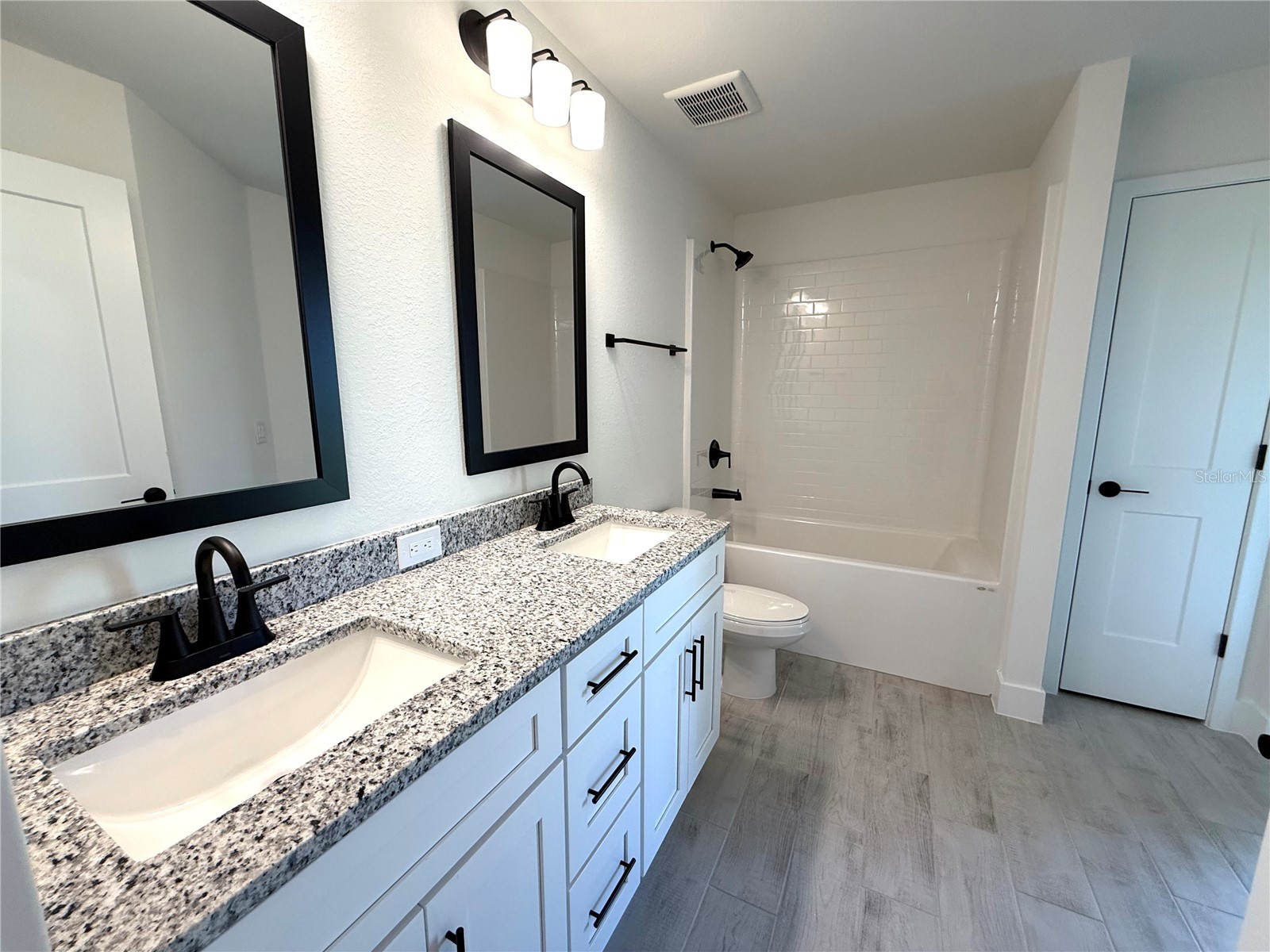498 Santiguay Street Punta Gorda FL 33983 C7520429 image14