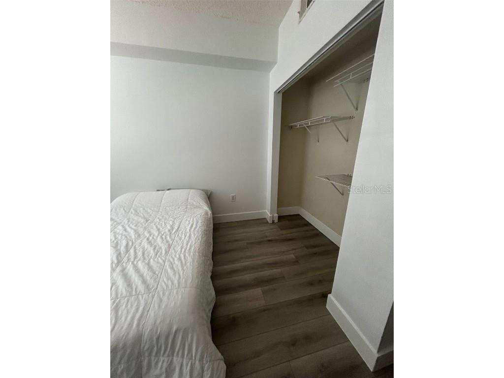 4980 Baraldi Circle #17-208 Sarasota FL 34235 A4659977 image9