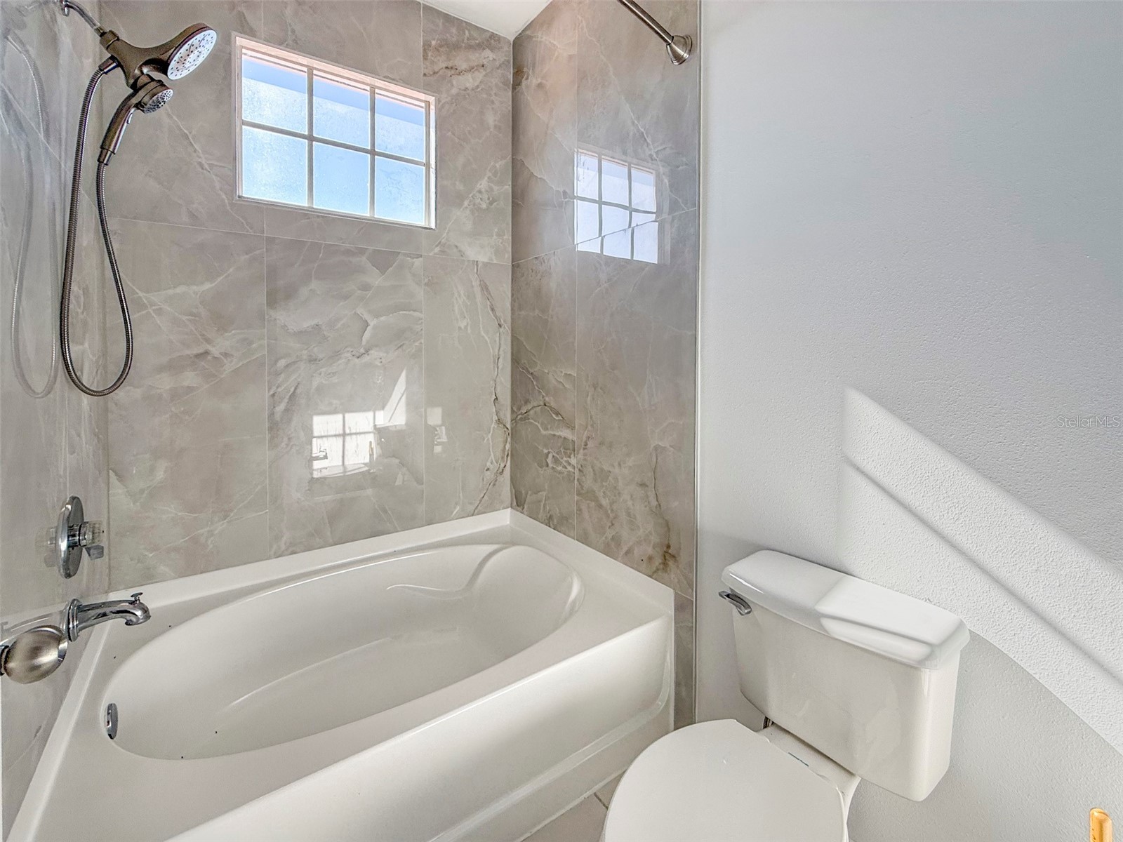 4980 Baraldi Circle #17-208 Sarasota FL 34235 A4687466 image13