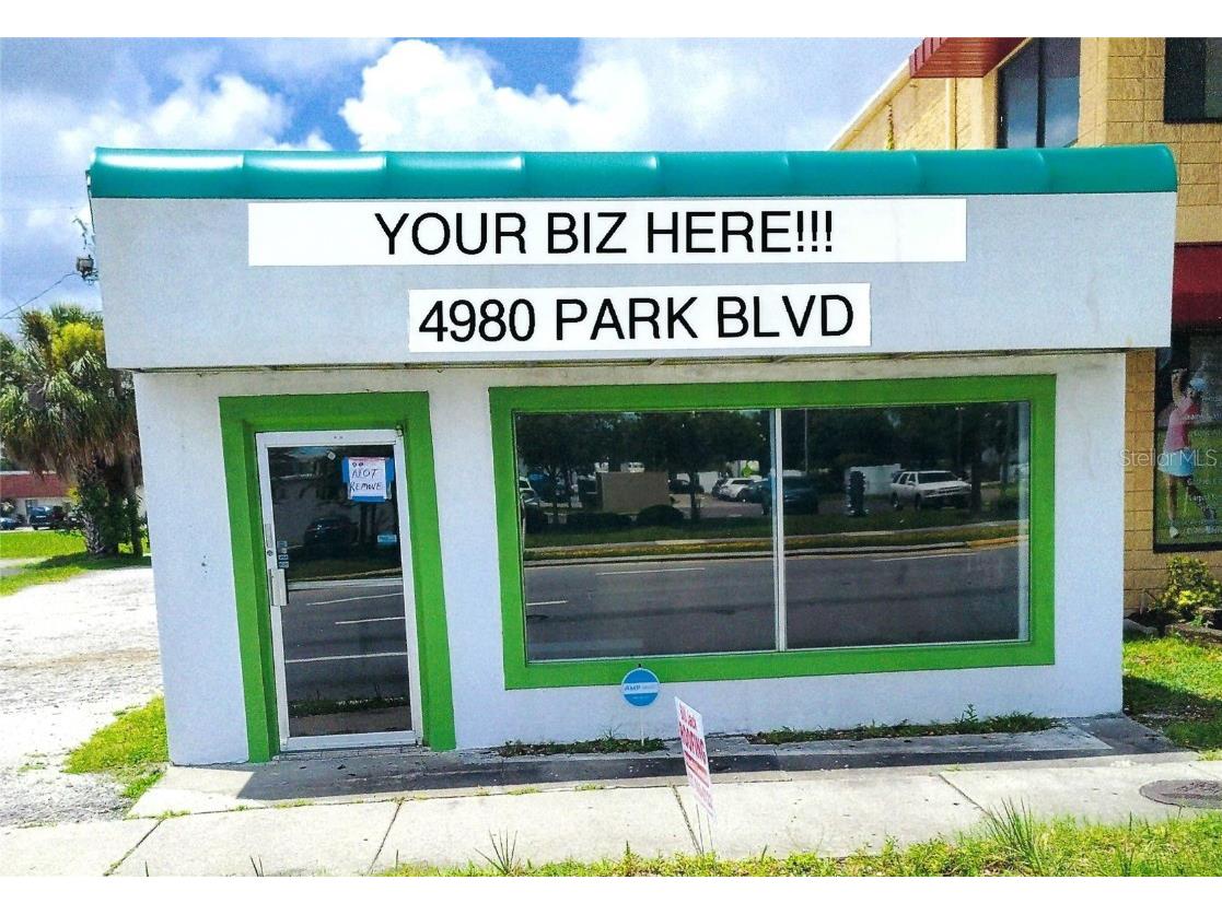 4980 Park Boulevard N Pinellas Park FL 33781 U8255891 image1
