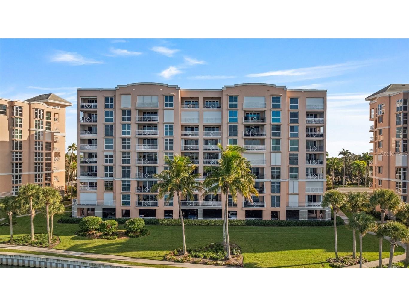 4981 Bacopa Lane S #302 Saint Petersburg FL 33715 - BOCA CIEGA BAY TB8445912 image1