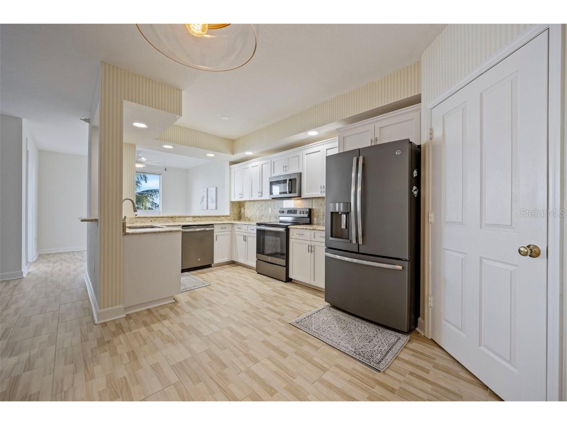 4981 Bacopa Lane S #302 Saint Petersburg FL 33715 - BOCA CIEGA BAY TB8445912 image17