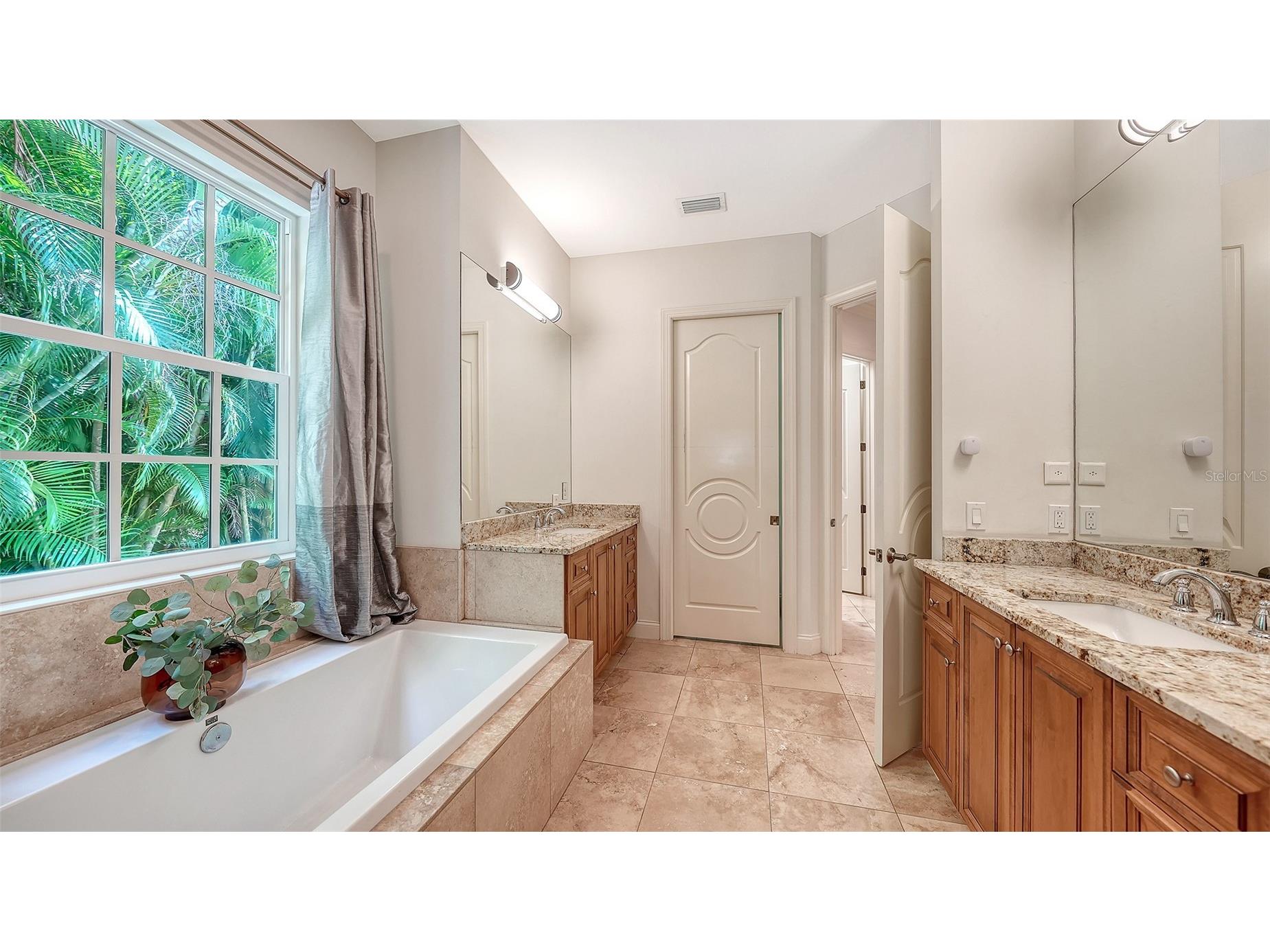 4981 Hubner Circle Sarasota FL 34241 A4694865 image24