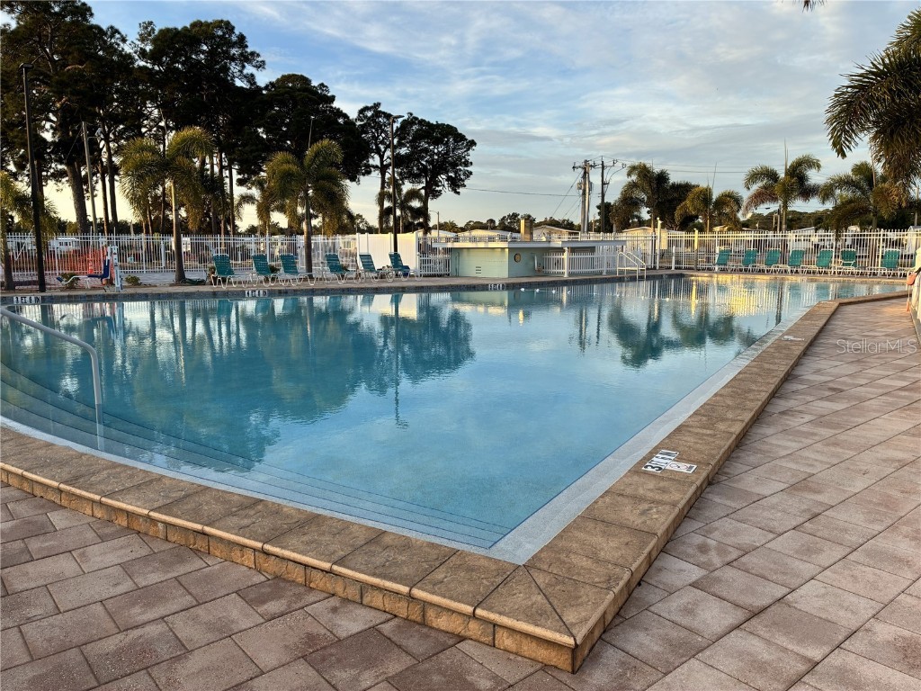 4981 Pebble Beach Avenue Sarasota FL 34234 A4675730 image12