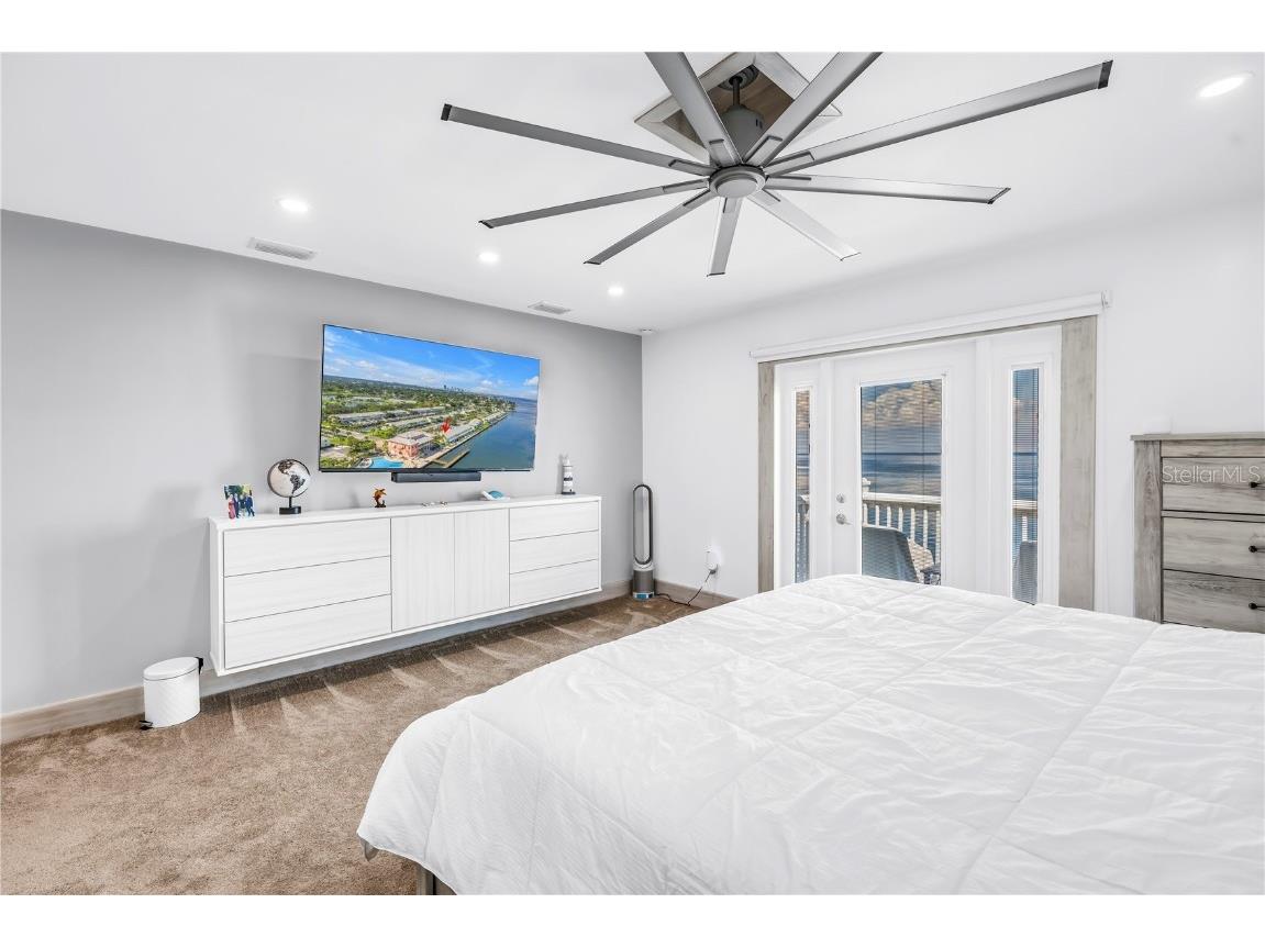 4982 Coquina Key Drive SE Saint Petersburg FL 33705 - TAMPA BAY TB8424408 image31