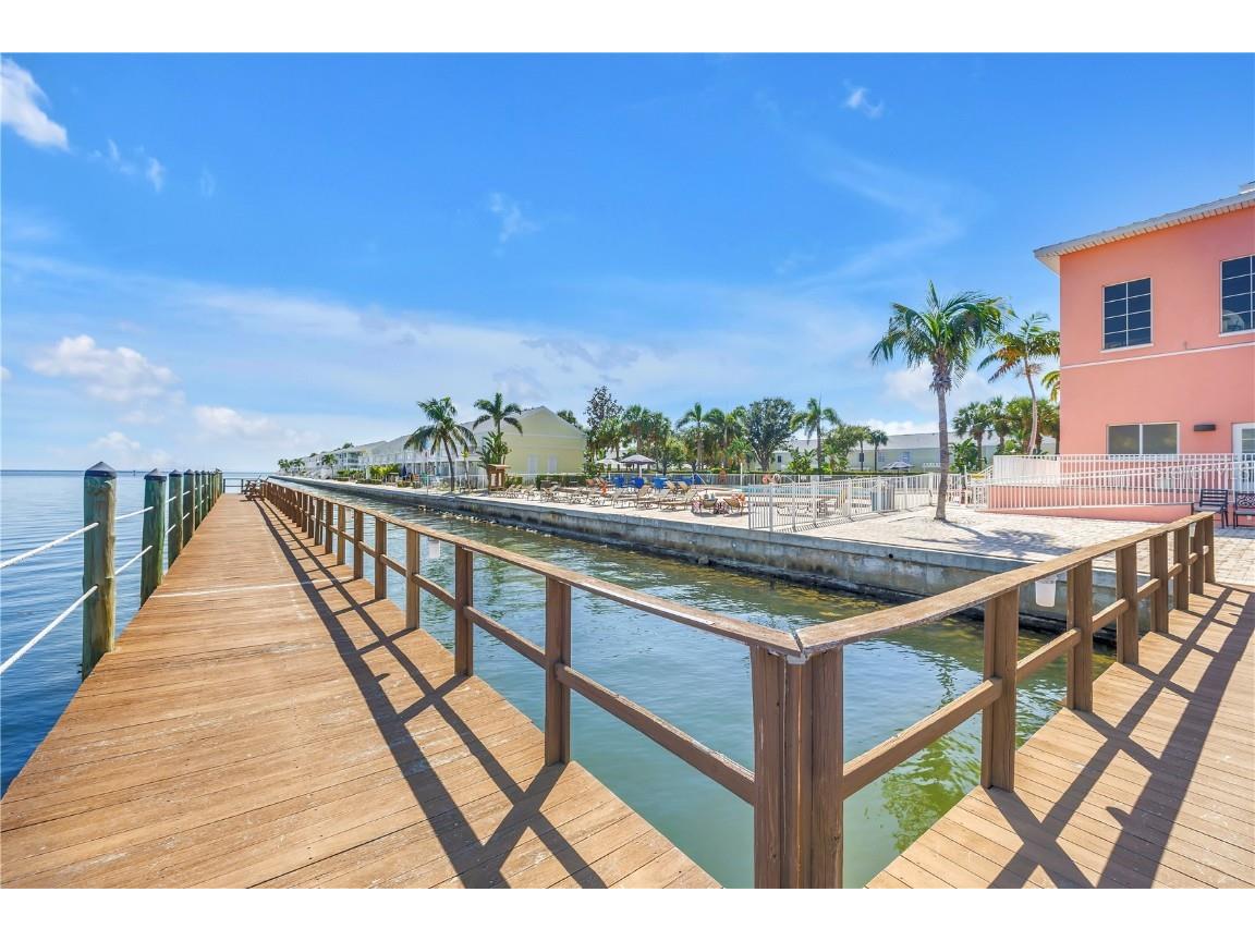 4982 Coquina Key Drive SE Saint Petersburg FL 33705 - TAMPA BAY TB8424408 image44