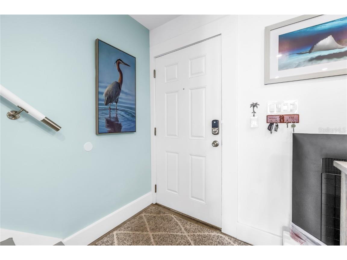 4982 Coquina Key Drive SE Saint Petersburg FL 33705 - TAMPA BAY TB8424408 image5