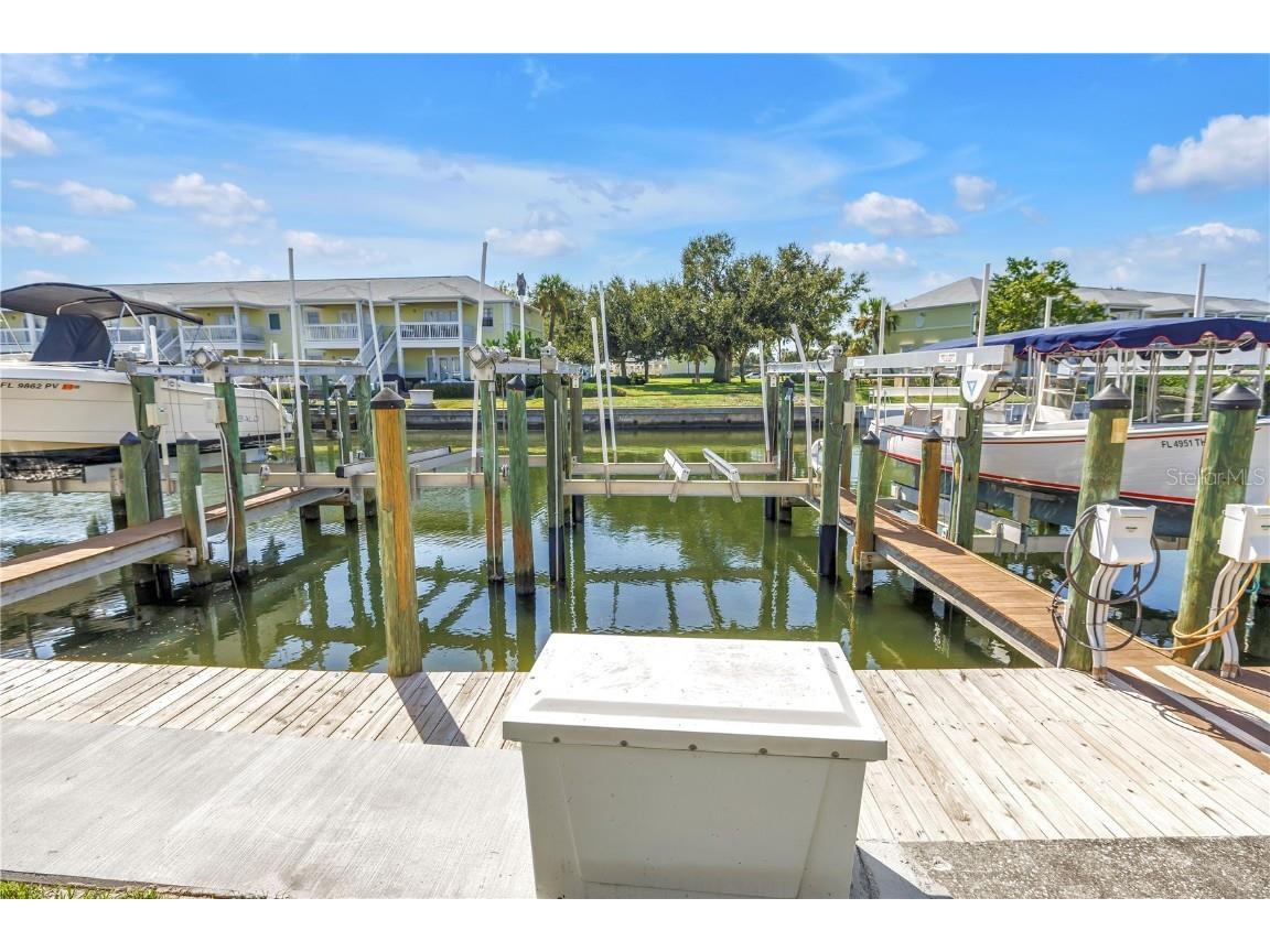 4982 Coquina Key Drive SE Saint Petersburg FL 33705 - TAMPA BAY TB8424408 image51