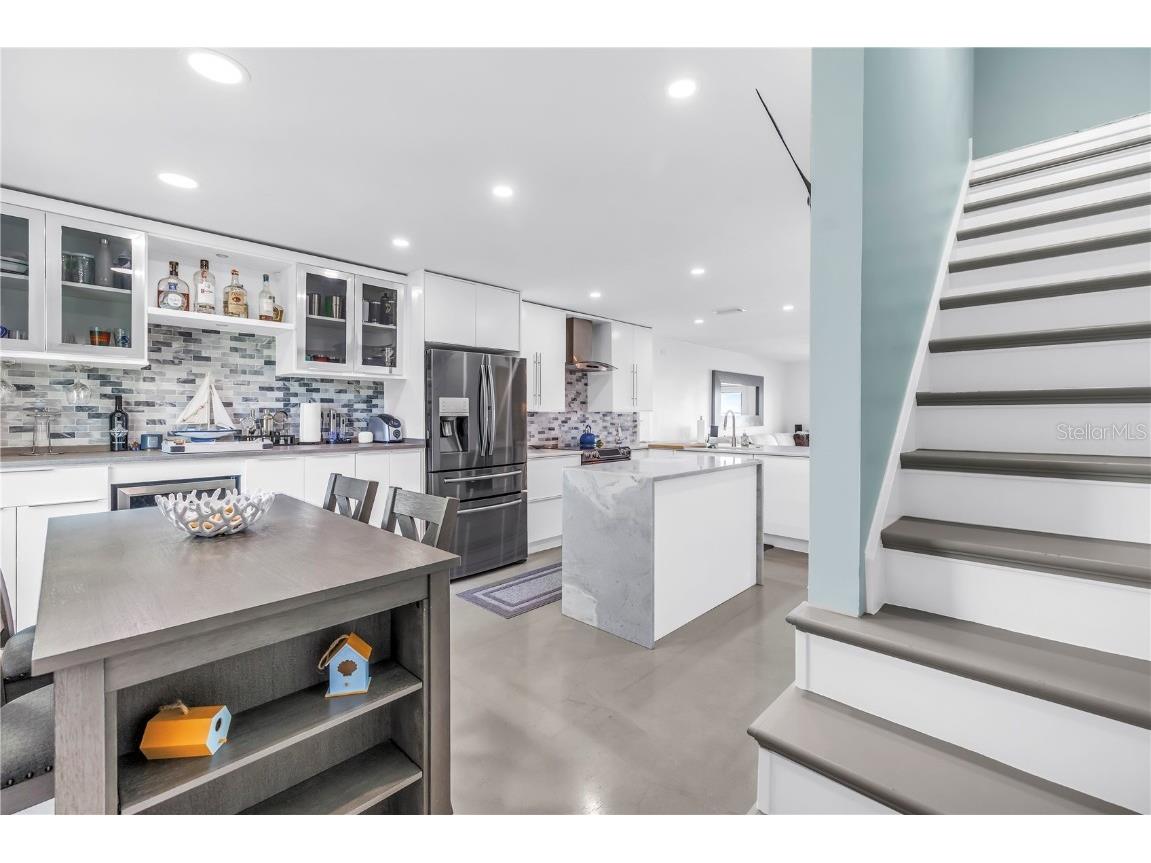 4982 Coquina Key Drive SE Saint Petersburg FL 33705 - TAMPA BAY TB8424408 image6