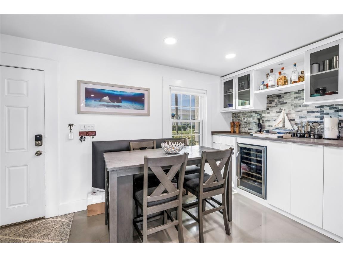 4982 Coquina Key Drive SE Saint Petersburg FL 33705 - TAMPA BAY TB8424408 image8