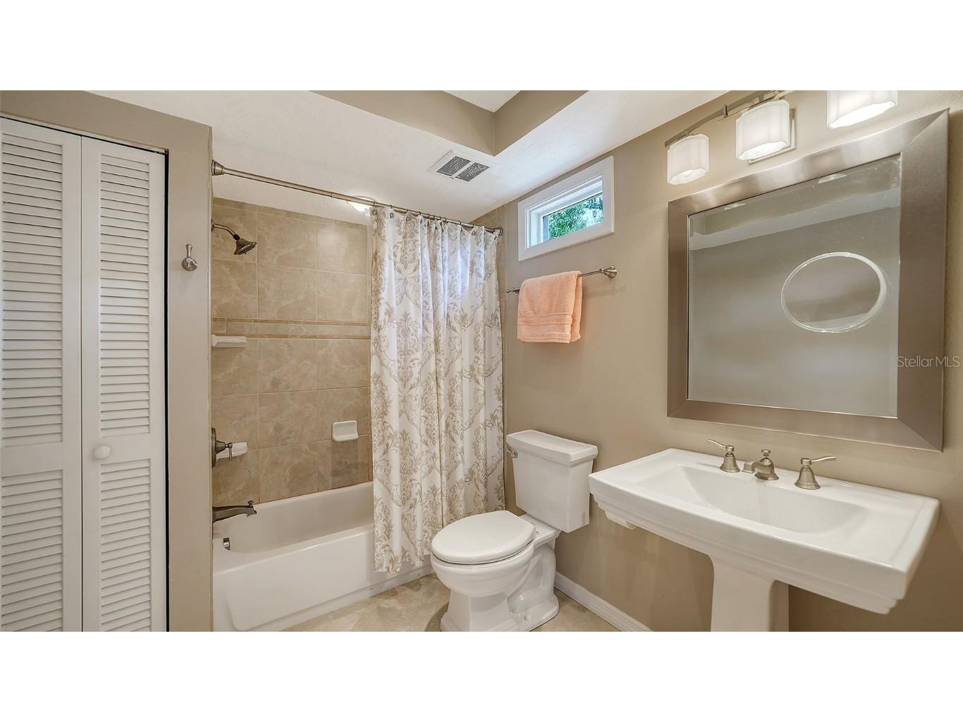 4983 Greencroft Road #181 Sarasota FL 34235 A4659853 image13