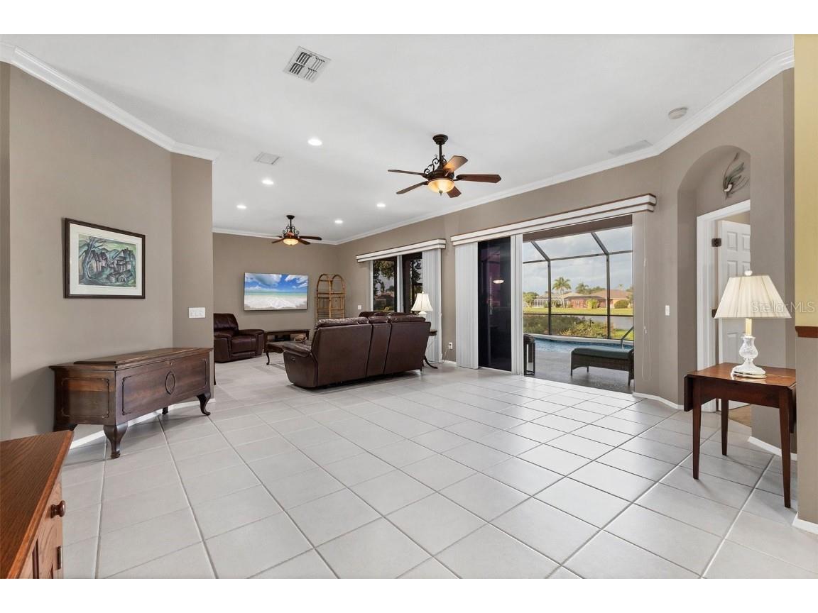 4983 Oldham Street Sarasota FL 34238 A4670406 image13