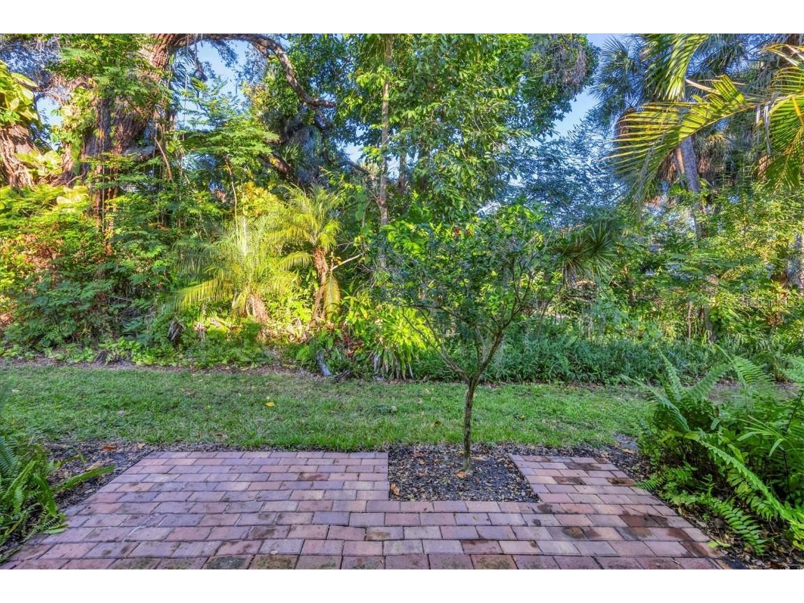 4983 Village Gardens Drive #45 Sarasota FL 34234 A4669034 image24