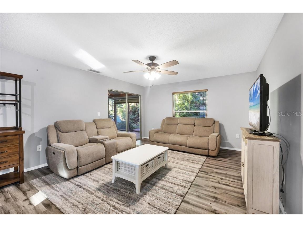 4983 Village Gardens Drive #45 Sarasota FL 34234 A4669034 image8