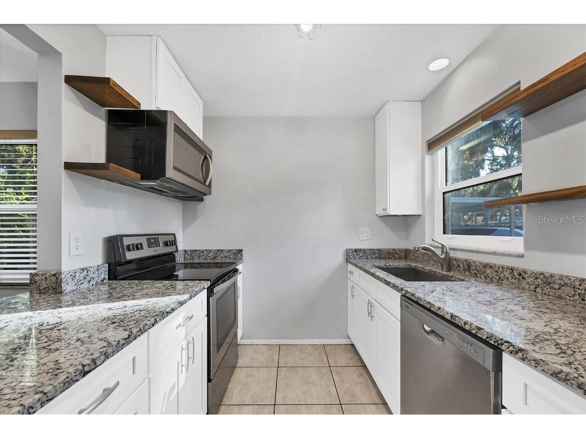 4983 Village Gardens Drive #45 Sarasota FL 34234 A4669034 image9